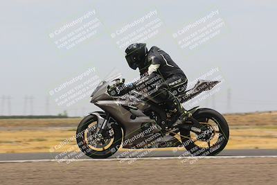 media/Jul-23-2023-TrackDaz (Sun) [[5bdcf0335d]]/Group A/Wheelie Bump (2pm)/